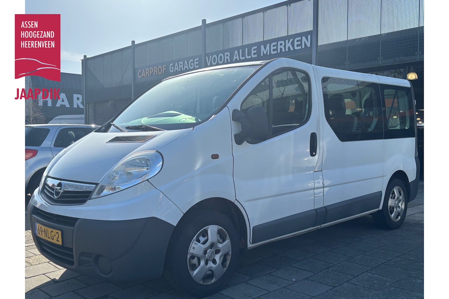 Opel Vivaro Combi - BWJ 2010 | 2.0 CDTI L1H1 9 PERSOONS | AIRCO | RADIO | EL PAKKET | - AutoWereld.nl