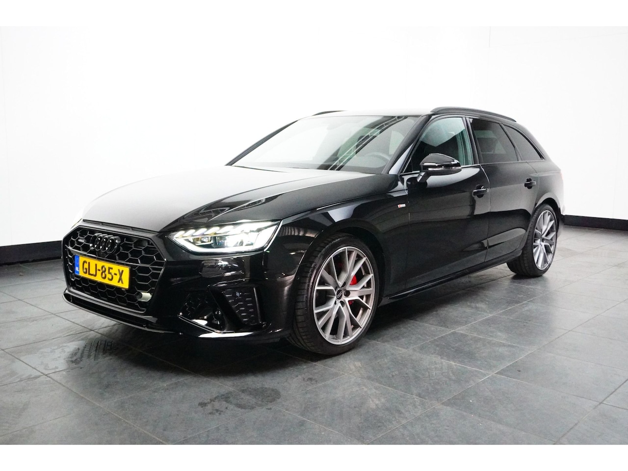 Audi A4 Avant - Avant 40 TFSI quattro S edition Competition | Adaptieve Cruise | Keyless | Matrix LED | Do - AutoWereld.nl