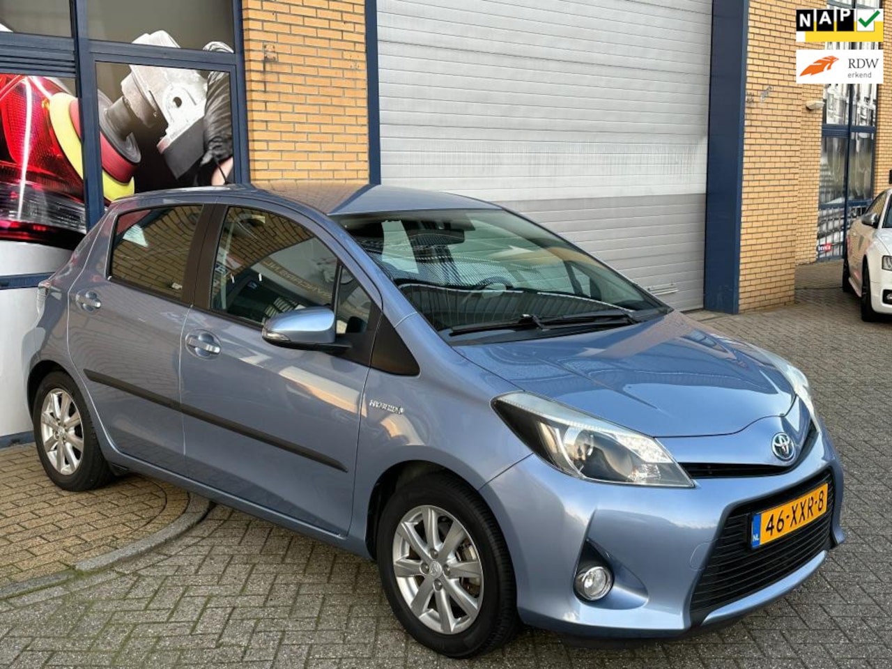 Toyota Yaris - 1.5 Full Hybrid Aspiration 1.5 Full Hybrid Aspiration, navigatie, Climat, automaat, camera, lichtmetaal, pdc, apk, na - AutoWereld.nl