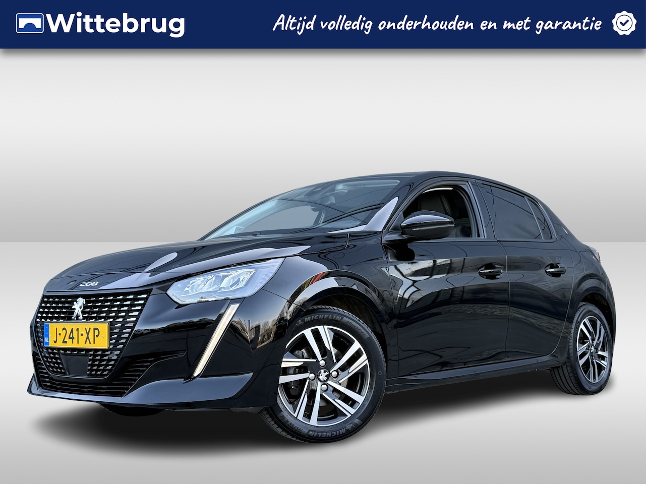 Peugeot 208 - 1.2 PureTech Allure | Pack Drive Assist | Navigatie | Keyless - AutoWereld.nl