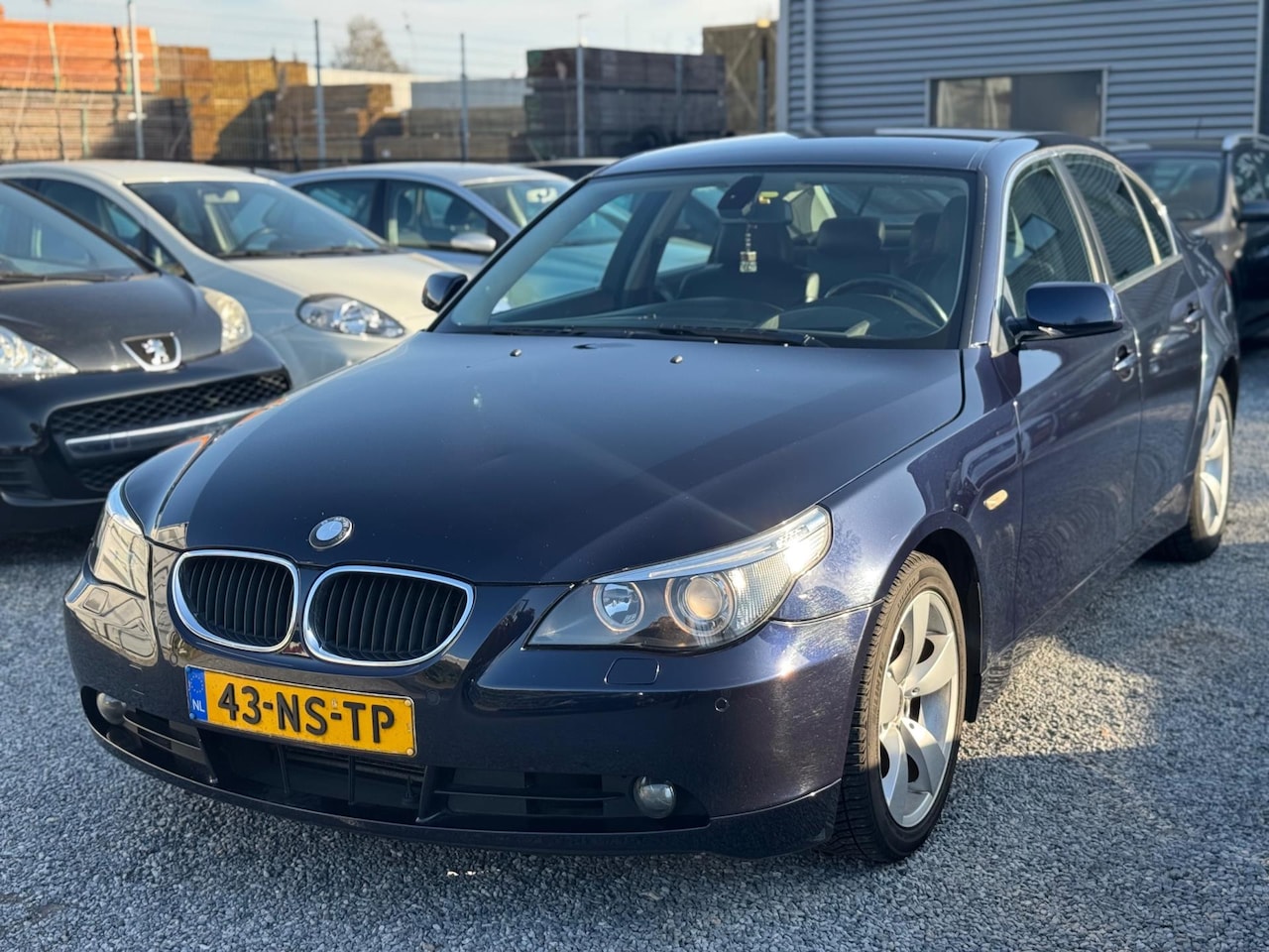 BMW 5-serie - 525i Executive Automaat Leer Clima Navi - AutoWereld.nl