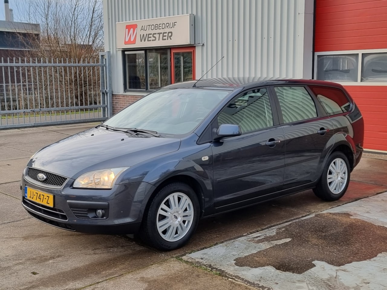 Ford Focus Wagon - 1.4-16V Ambiente 1.4-16V Ambiente - AutoWereld.nl