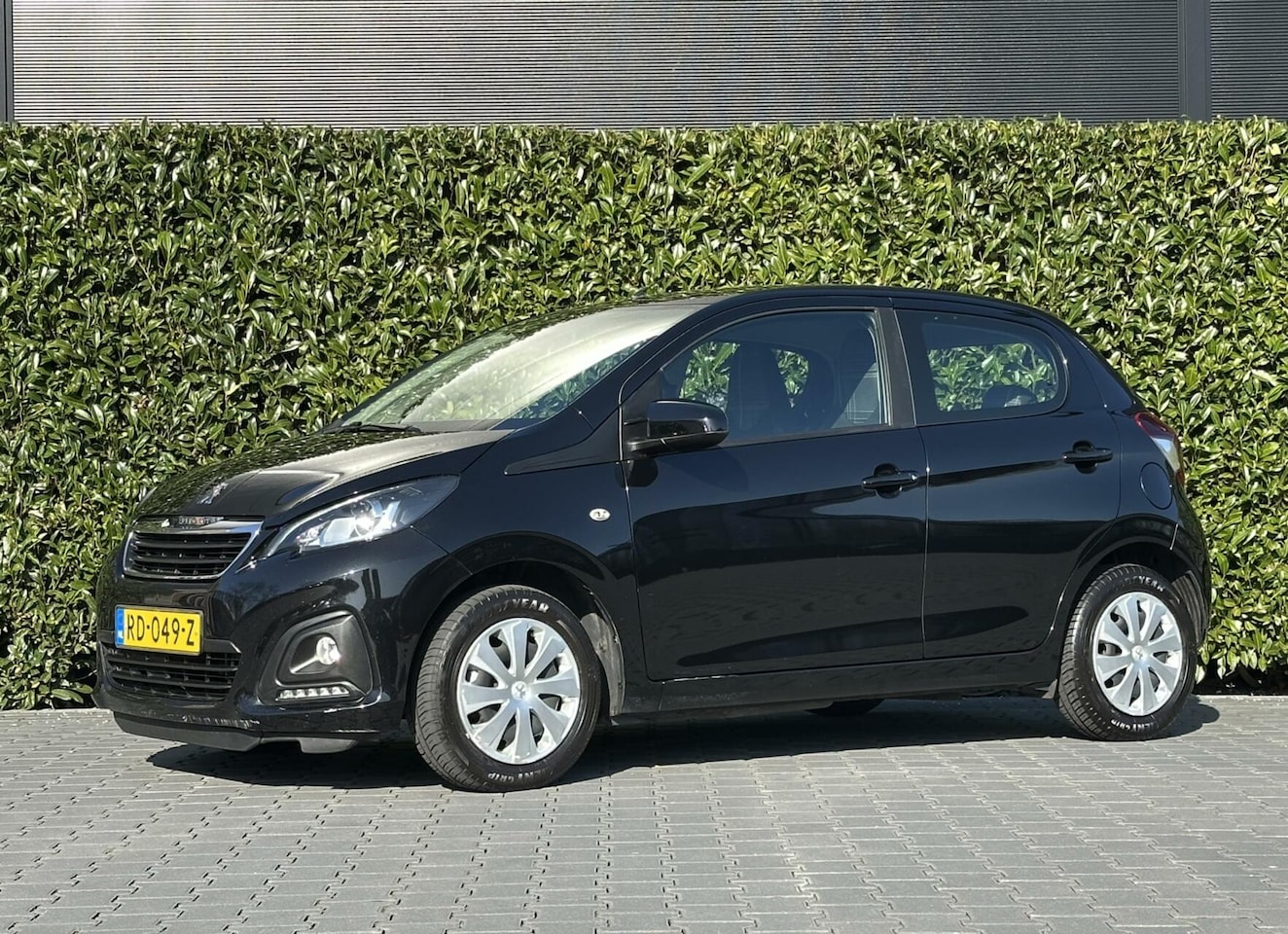 Peugeot 108 - 1.0 e-VTi Active 1.0 e-VTi Active, NL AUTO, NAP, AIRCO, 5-DEURS, ELEKTRISCHE RAMEN - AutoWereld.nl