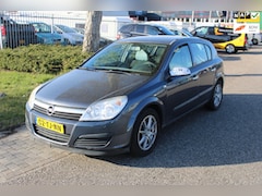 Opel Astra - 1.6 Business | Elektr Ramen | Airco | Navi |