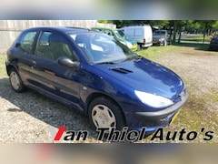 Peugeot 206 - 1.4 XR