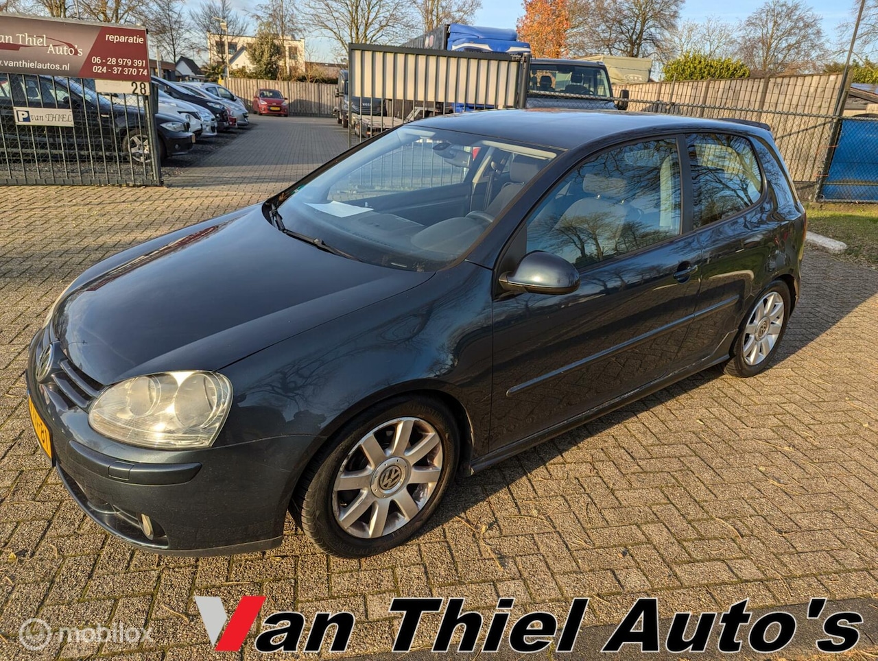 Volkswagen Golf - 1.6 Comfortline navi cruis verlaagd - AutoWereld.nl