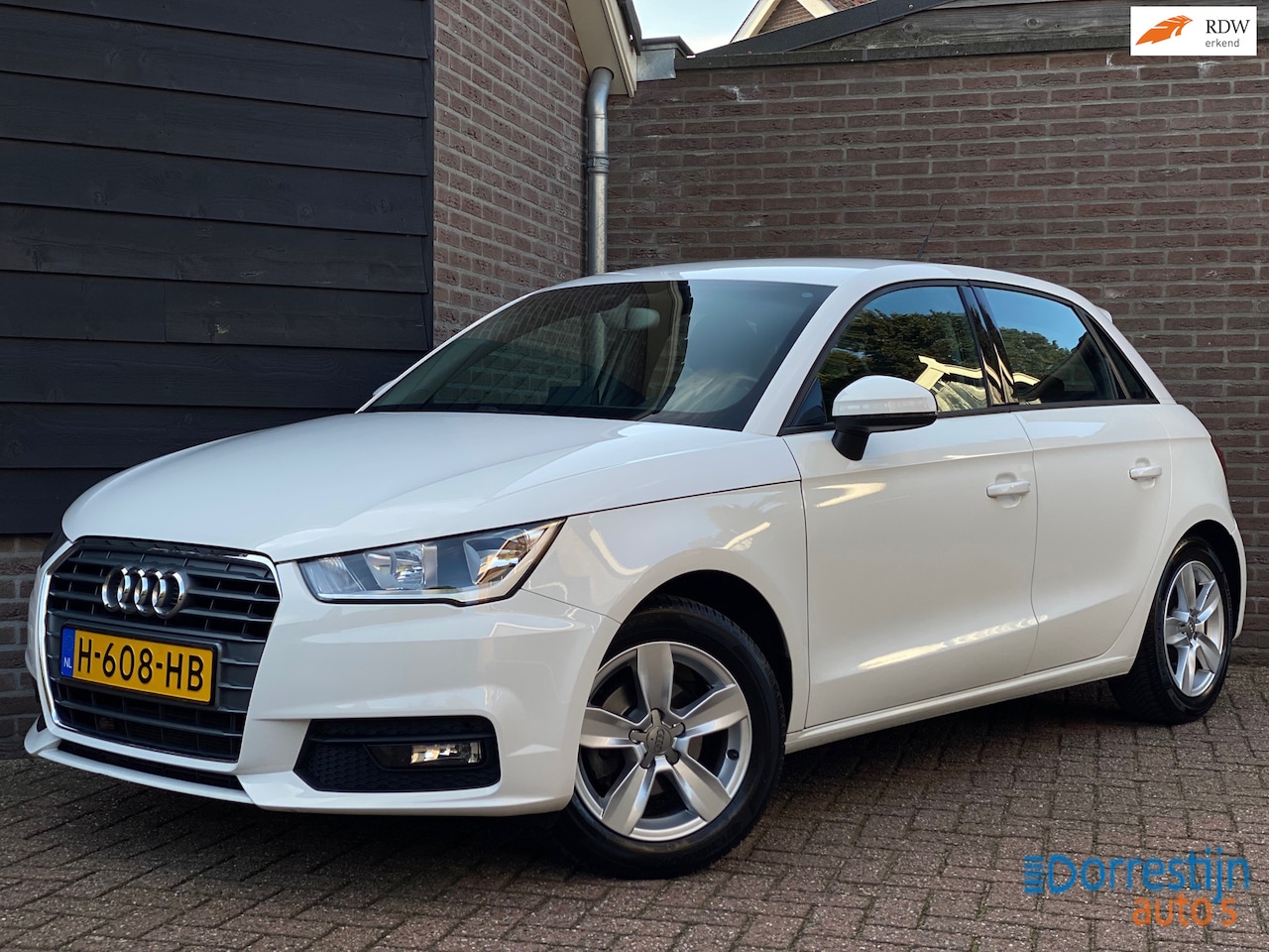 Audi A1 Sportback - 1.0 TFSI Sport Pro Line 5-deurs/Trekhaak/95pk/Dealer onderhouden - AutoWereld.nl