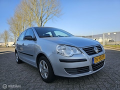 Volkswagen Polo - 1.2-12V Trendline