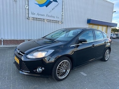 Ford Focus - 1.6 TI-VCT First Edition