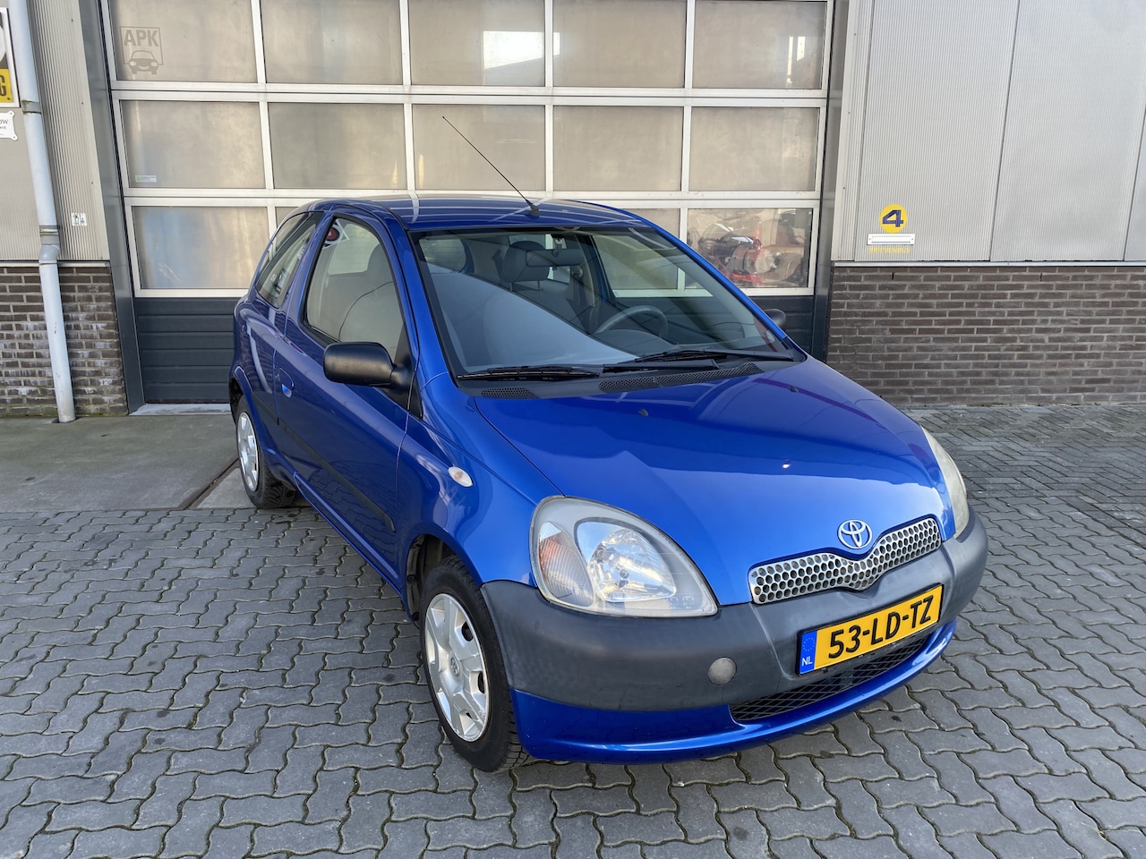 Toyota Yaris - 1.0-16V VVT-i YORIN 1.0-16V VVT-i YORIN - AutoWereld.nl