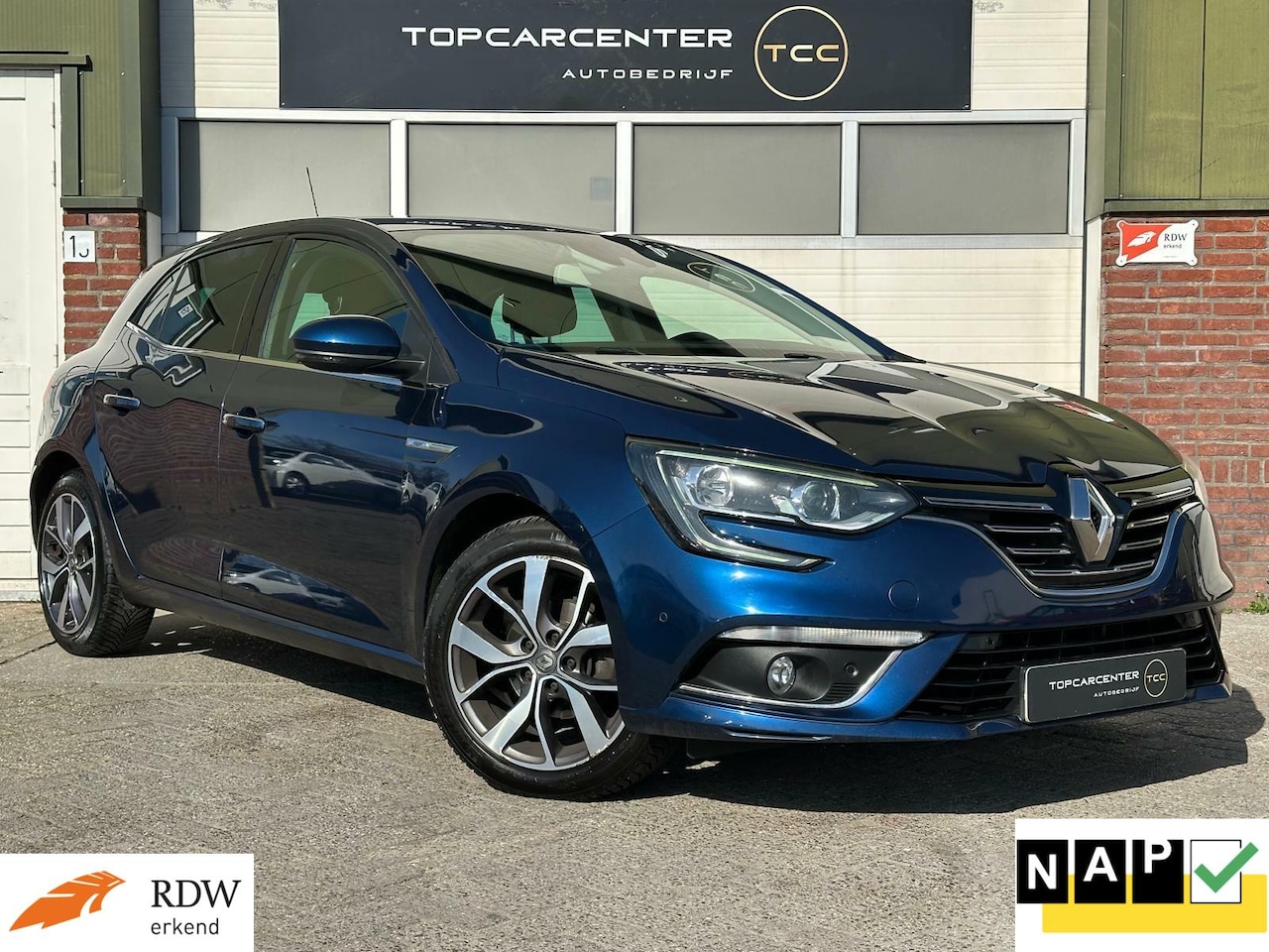 Renault Mégane - 1.2TCe Bose/KEYLESS/PARKS/NAVI/CRUISE/APK/NAP - AutoWereld.nl