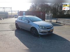 Opel Astra GTC - 1.8 Cosmo SCHADE LINKS