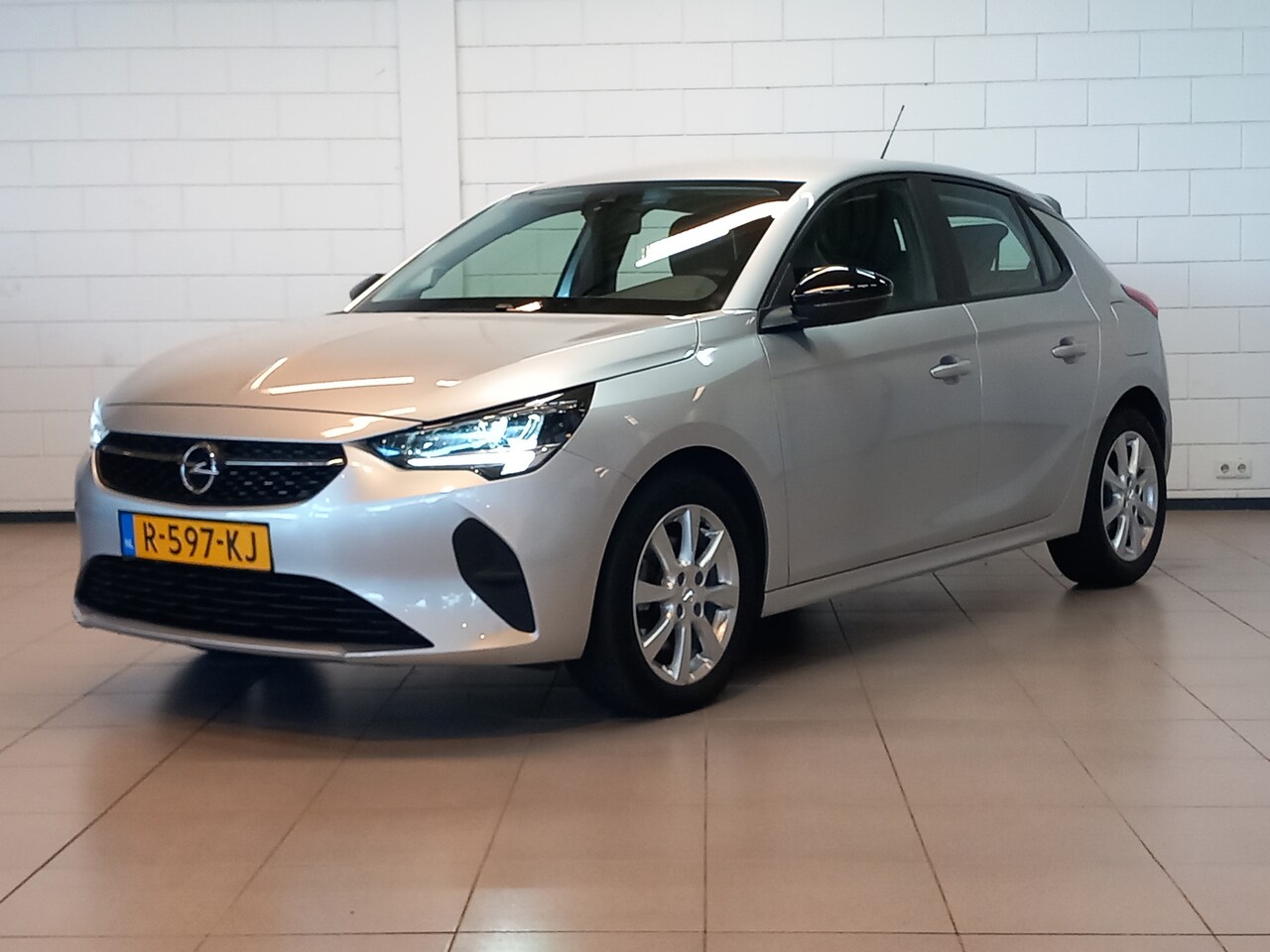 Opel Corsa - 1.2 Edition Automaat | Apple Carplay/Android Auto|telefoonintegratie premium | LED koplamp - AutoWereld.nl