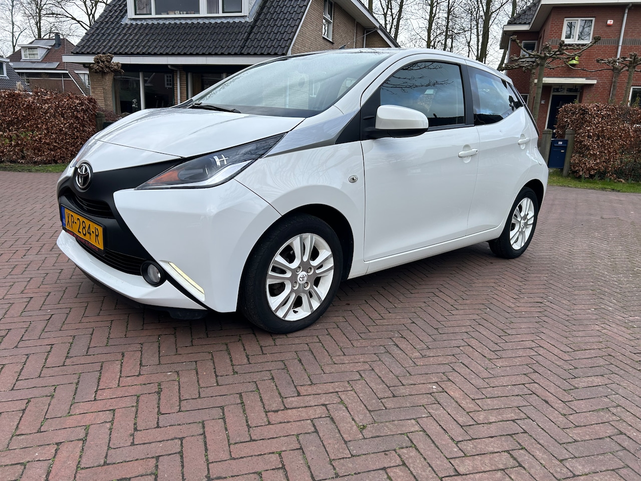 Toyota Aygo - 1.0 VVT-i x-now - AutoWereld.nl