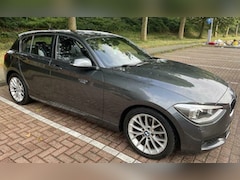 BMW 1-serie - 116i High Executive