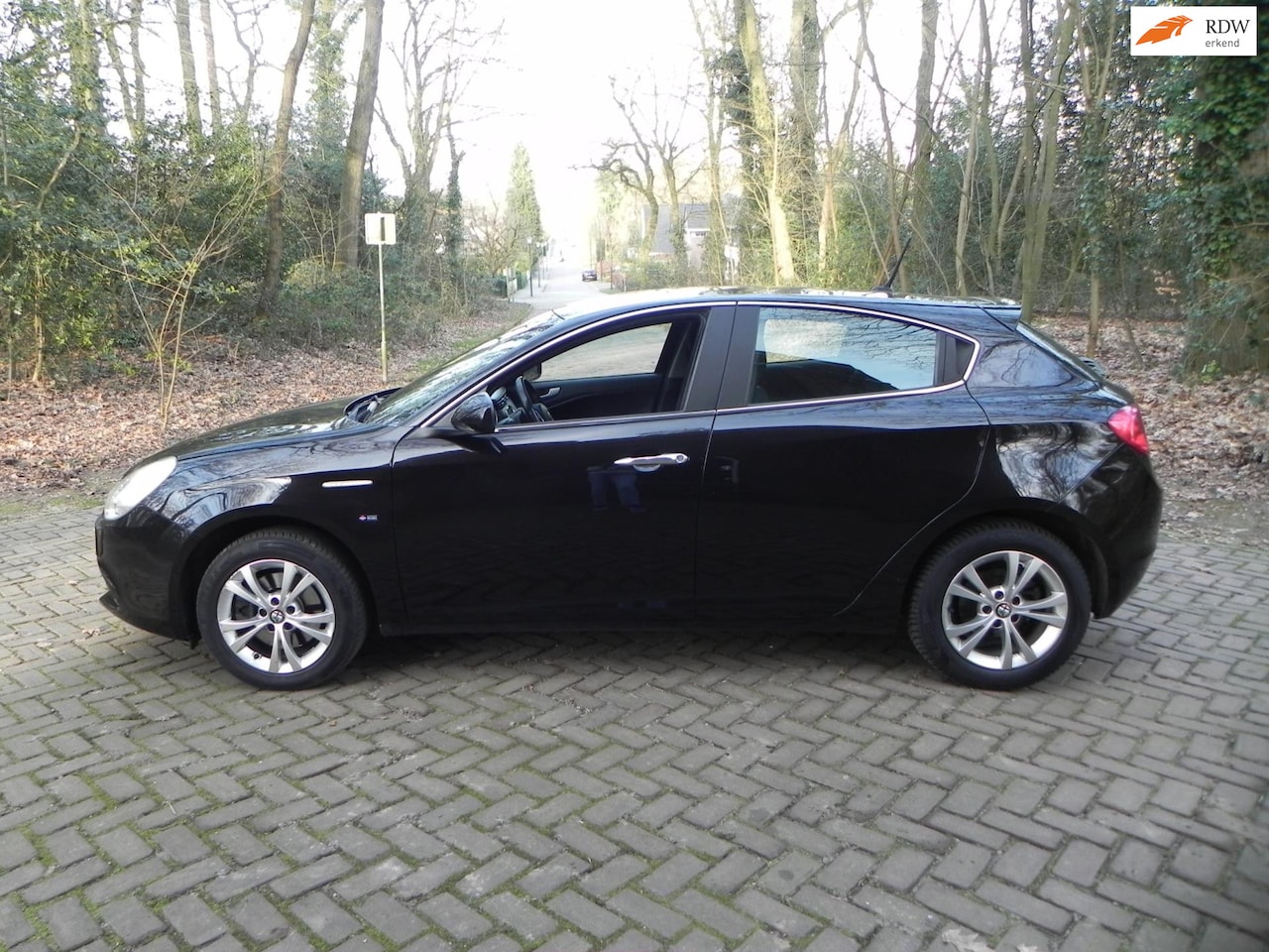 Alfa Romeo Giulietta - 1.4 T Distinctive Lusso 1.4 T Distinctive Lusso - AutoWereld.nl