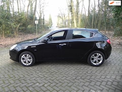 Alfa Romeo Giulietta - 1.4 T Distinctive Lusso