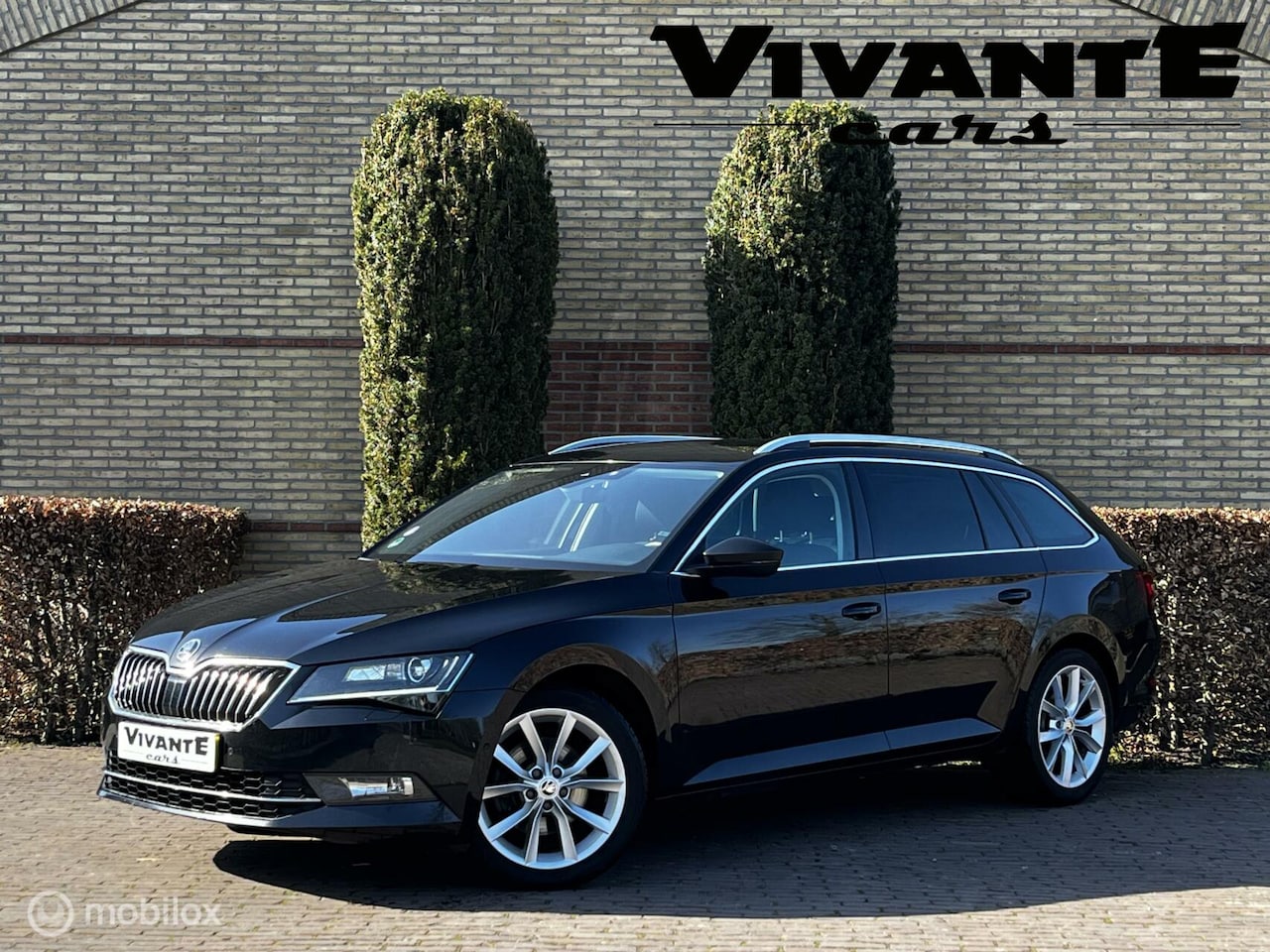 Skoda Superb Combi - 1.4 TSI ACT Ambition Business DSG Camera*Cruise*Clima*Apple-carplay - AutoWereld.nl