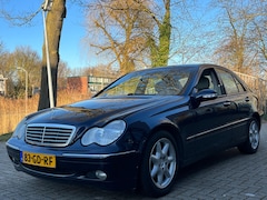 Mercedes-Benz C-klasse - 200 K. Elegance AUTOMAAT 133.200 km NAP Cruise Leer