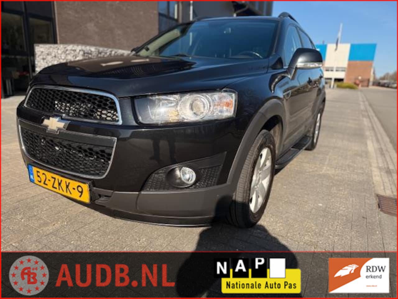 Chevrolet Captiva - 2.4i LT 2WD |LEER | NAVIGATIE | LICHTMETAAL | - AutoWereld.nl