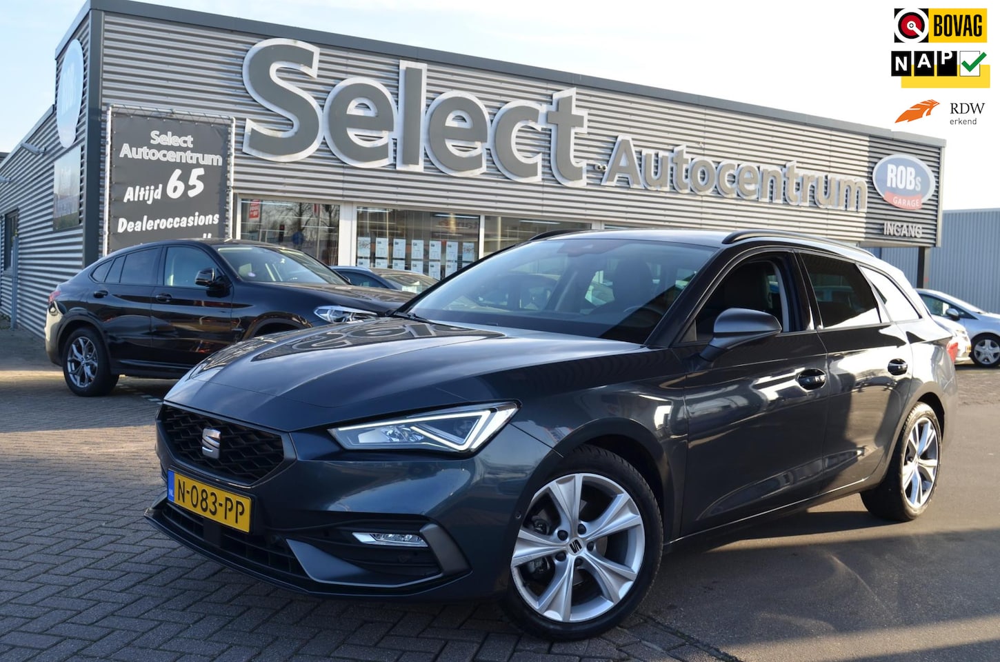 Seat Leon Sportstourer - 1.5 TSI Style Business Intense FR UITV. SPORTST. 131 PK - AutoWereld.nl