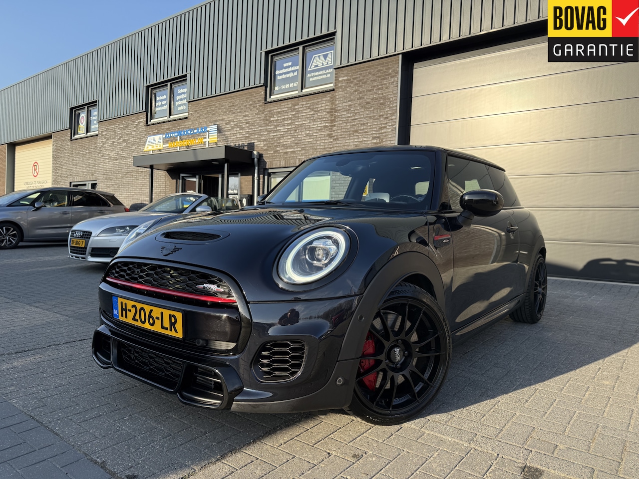 MINI John Cooper Works - Mini 2.0 Chili | 12MND GARANTIE | JCW PRO UITLAAT| AUTOMAAT | LED | PANO | CRUISE | LMV | - AutoWereld.nl