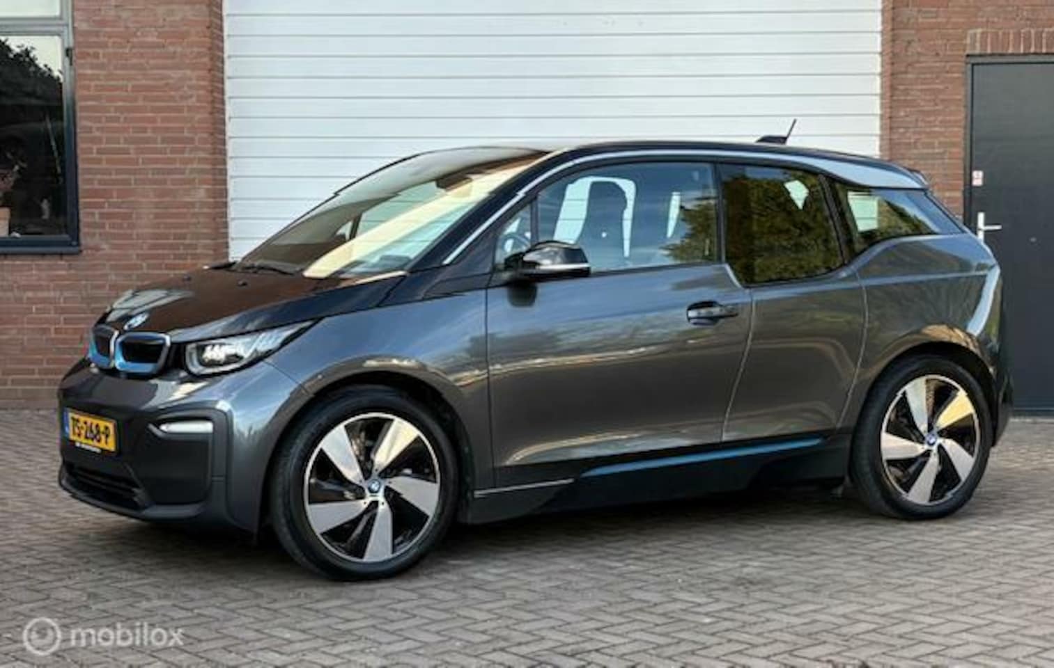 BMW i3 - Basis iPerformance 94Ah 33 kWh Navi Warmtepomp Cruise - AutoWereld.nl