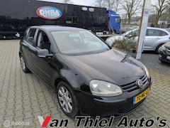 Volkswagen Golf - 1.6 FSI Trendline