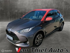 Toyota Yaris - 1.5 Hybrid Tokyo Spirit two tone 2jaar garantie