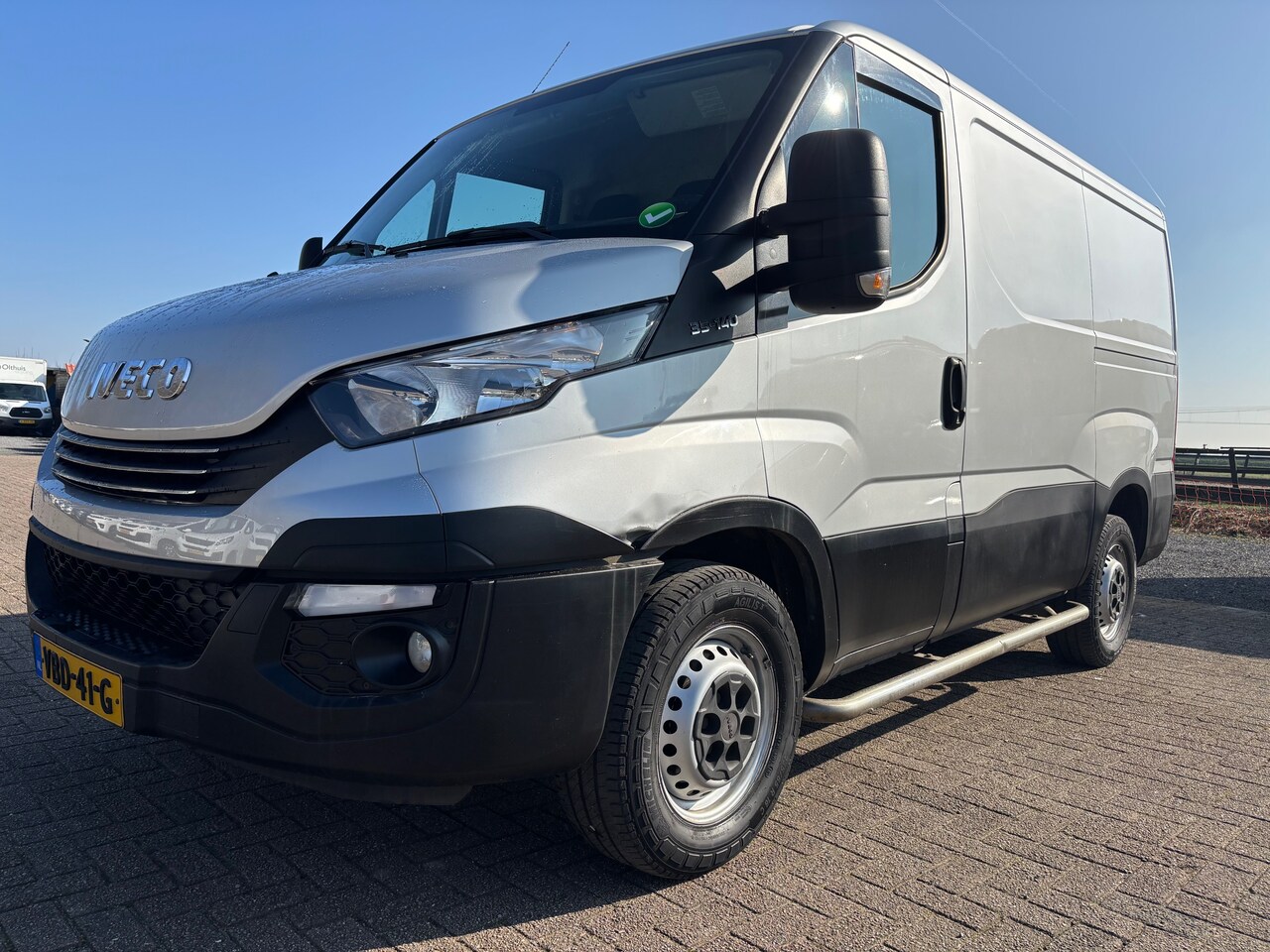 Iveco Daily - 35S14V 2.3 300 H1 Trekhaak 3500 kg! - AutoWereld.nl