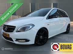 Mercedes-Benz B-klasse - 200 AMG Automaat TREKHAAK, NAVI, STOELVERW