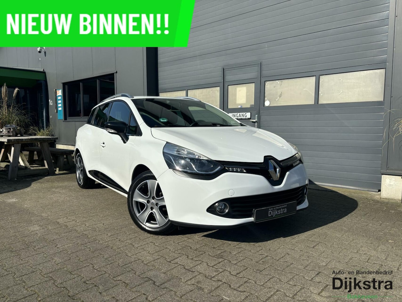 Renault Clio Estate - 0.9 TCe Night&Day Private Glass/Airco/ Bluetooth/ Cruise Control!! - AutoWereld.nl