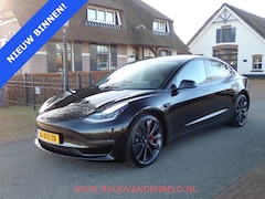 Tesla Model 3 - Performance AWD BLACK YOKE AUTOPILOT 20-INCH