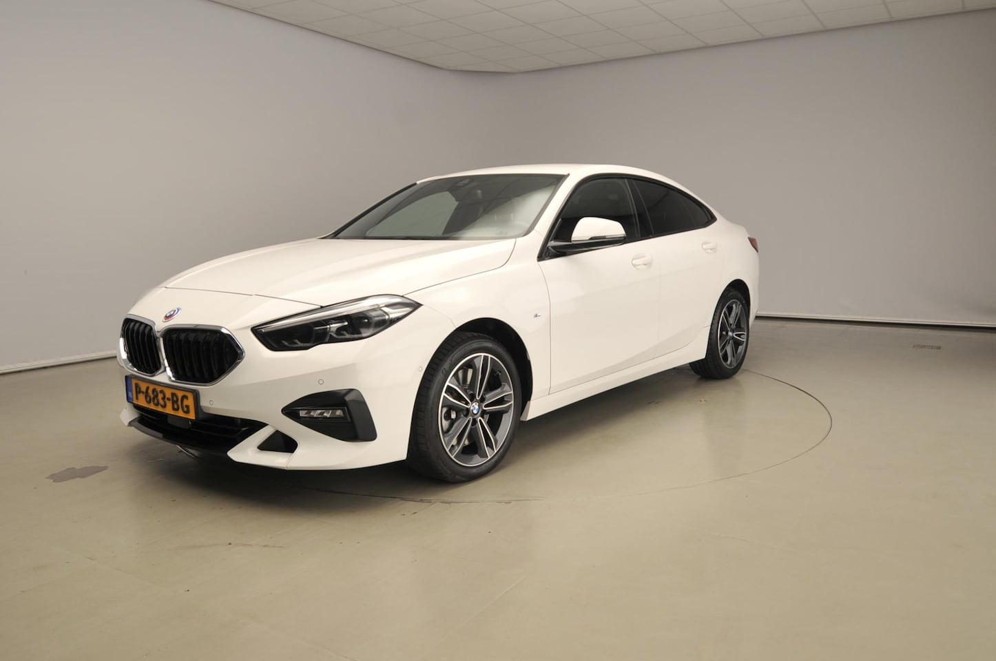 BMW 2-serie Gran Coupé - 220i | LED | Navigatie | Sportstoelen | Shadow line | DAB | Hifi speakers | Alu 17 inch - AutoWereld.nl