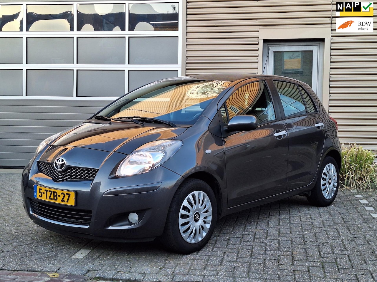 Toyota Yaris - | 1.0 VVTi Acces | Climate control | AUX | - AutoWereld.nl