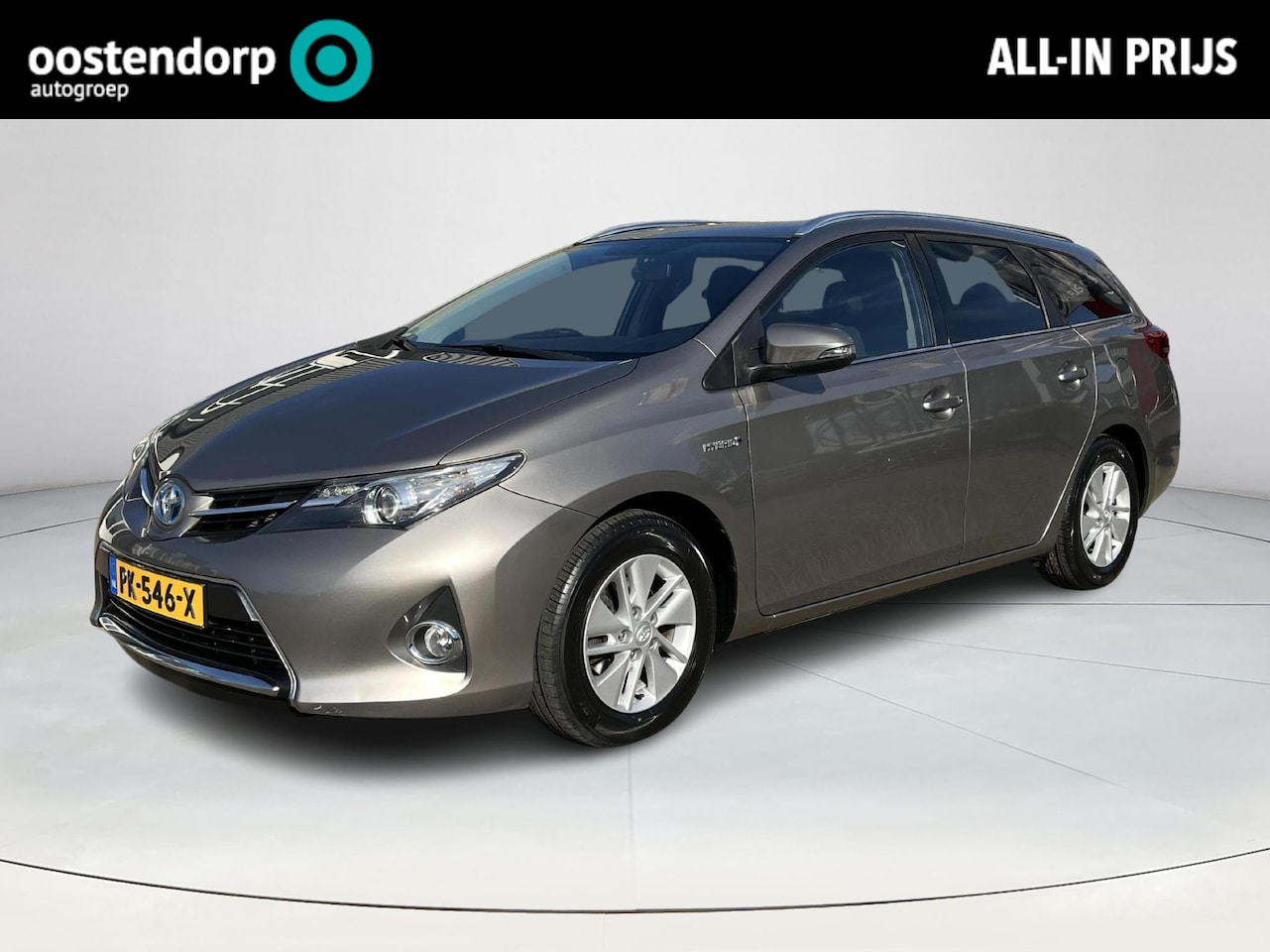 Toyota Auris Touring Sports - 1.8 Hybrid Aspiration | Navigatie | Volledige historie | Trekhaak - AutoWereld.nl