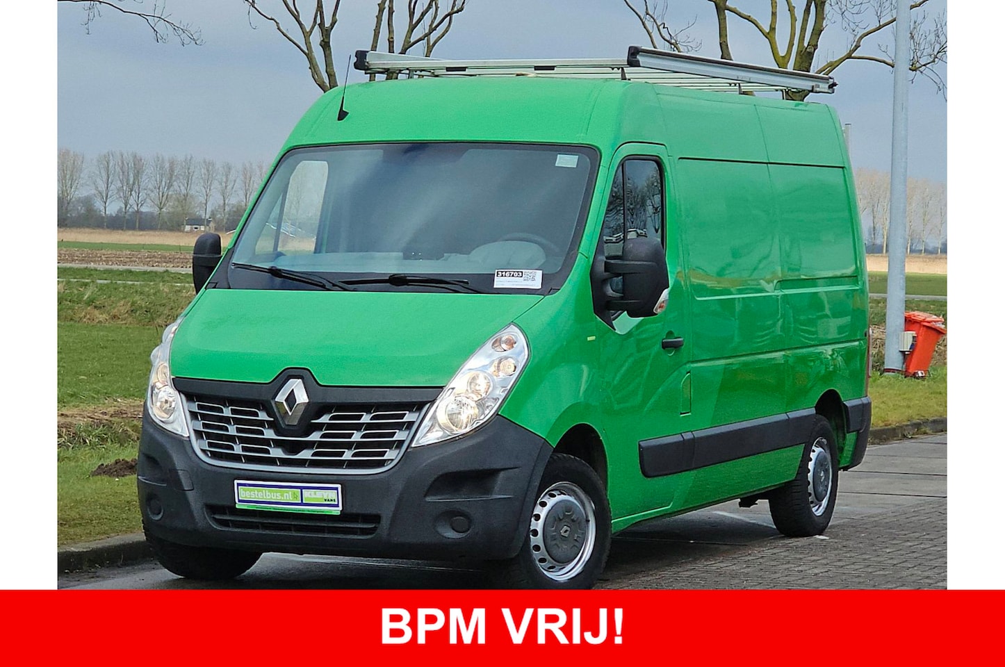 Renault Master - T35 2.3 dCi L2H2 airco, imperiaal, trap, trekhaak, camera - AutoWereld.nl