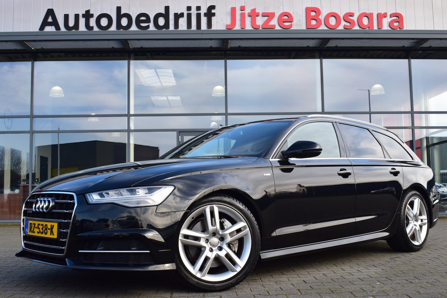 Audi A6 Avant - 2.0 TFSi Automaat 252pk Quattro Sport S-Line Matrix LED | Panoramadak | Bose | Keyless | S - AutoWereld.nl