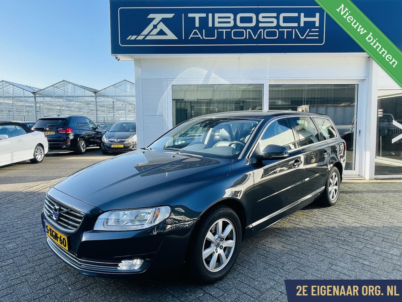 Volvo V70 - 1.6 T4 Momentum volledig dealer-OH LEDER+VERWARMD - AutoWereld.nl