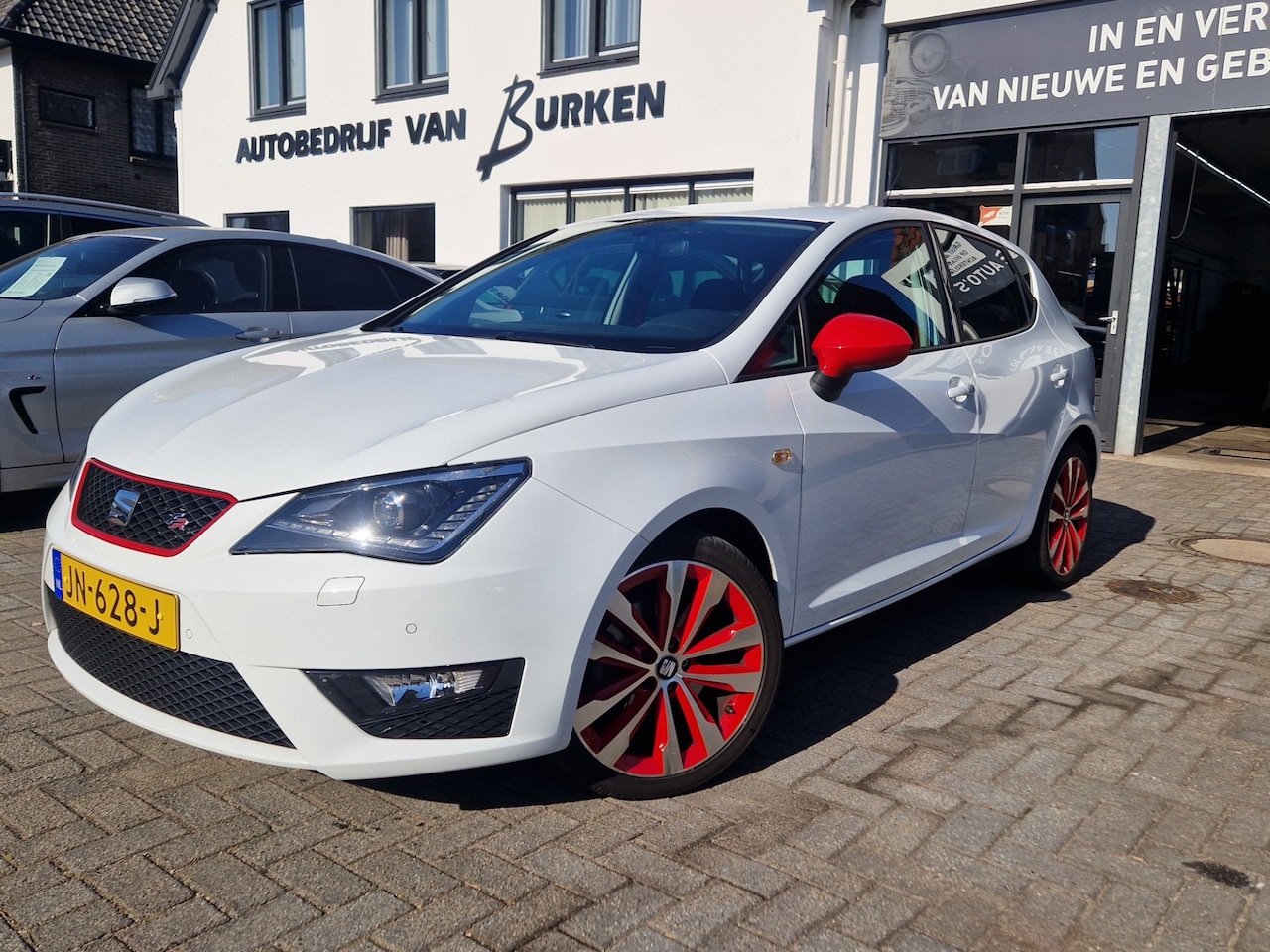 Seat Ibiza - 1.0 EcoTSI FR Connect 1.0 EcoTSI FR Connect,Apple Car Play,Android,Navigatie,Stoelverwarming - AutoWereld.nl