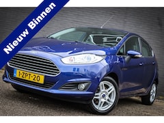 Ford Fiesta - 1.0 Titanium Nieuw binnen