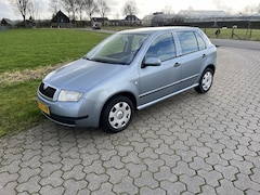 Skoda Fabia - 1.4-16V 5 deurs Comfort AUTOMAAT