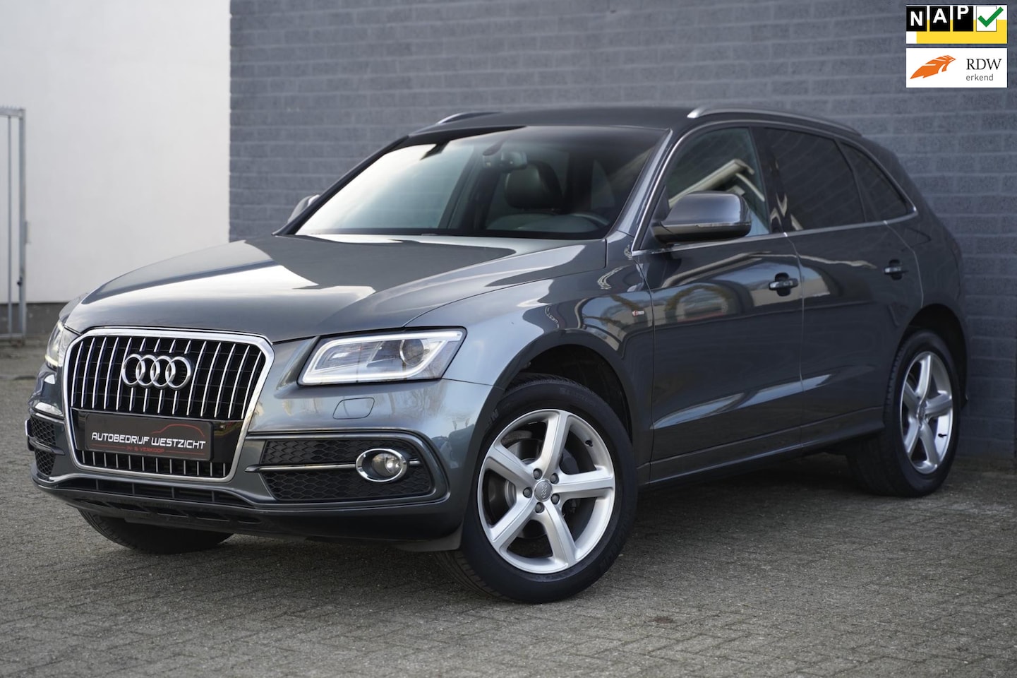 Audi Q5 - 2.0 TFSI quattro S Edition 225pk Automaat Leder NAP - AutoWereld.nl