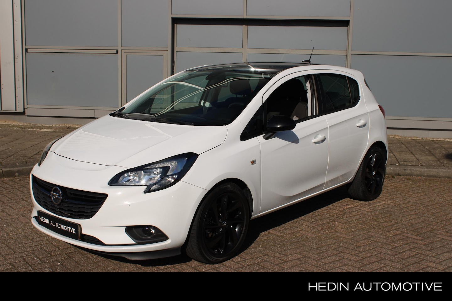 Opel Corsa - 1.0 Turbo Online Edition | 17 inch LMV Black Gloss | Navigatie | Parkeersensoren | Zwart d - AutoWereld.nl