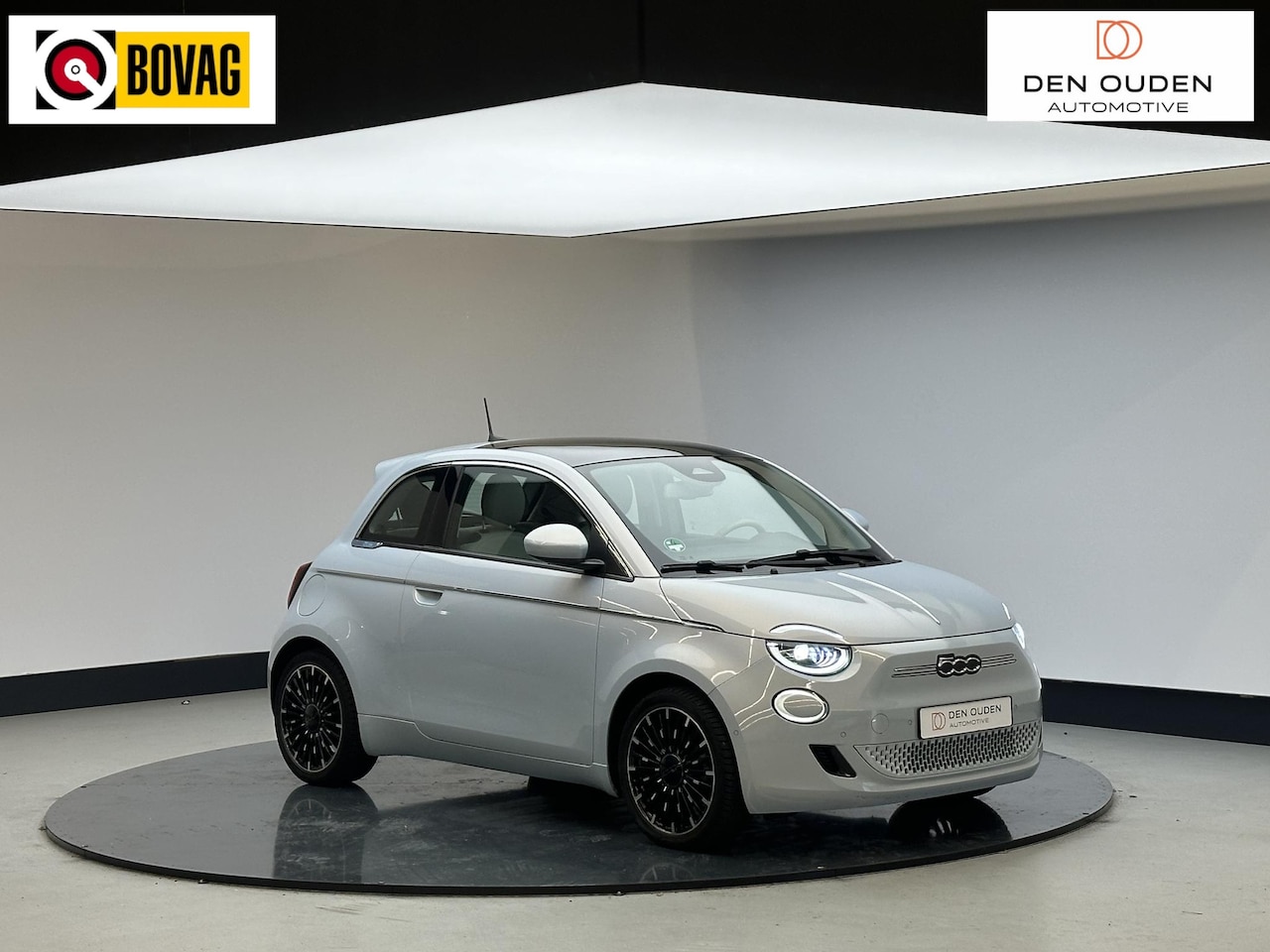 Fiat 500 - La Prima 42 kWh | Panodak| Leer |Cam achter| Dealer onderhouden| NL auto - AutoWereld.nl