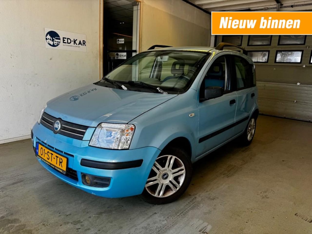 Fiat Panda - 1.2 Navigator CLIMA NAVI LMV DAKRAIL NAP APK CRUISE CONTROL - AutoWereld.nl