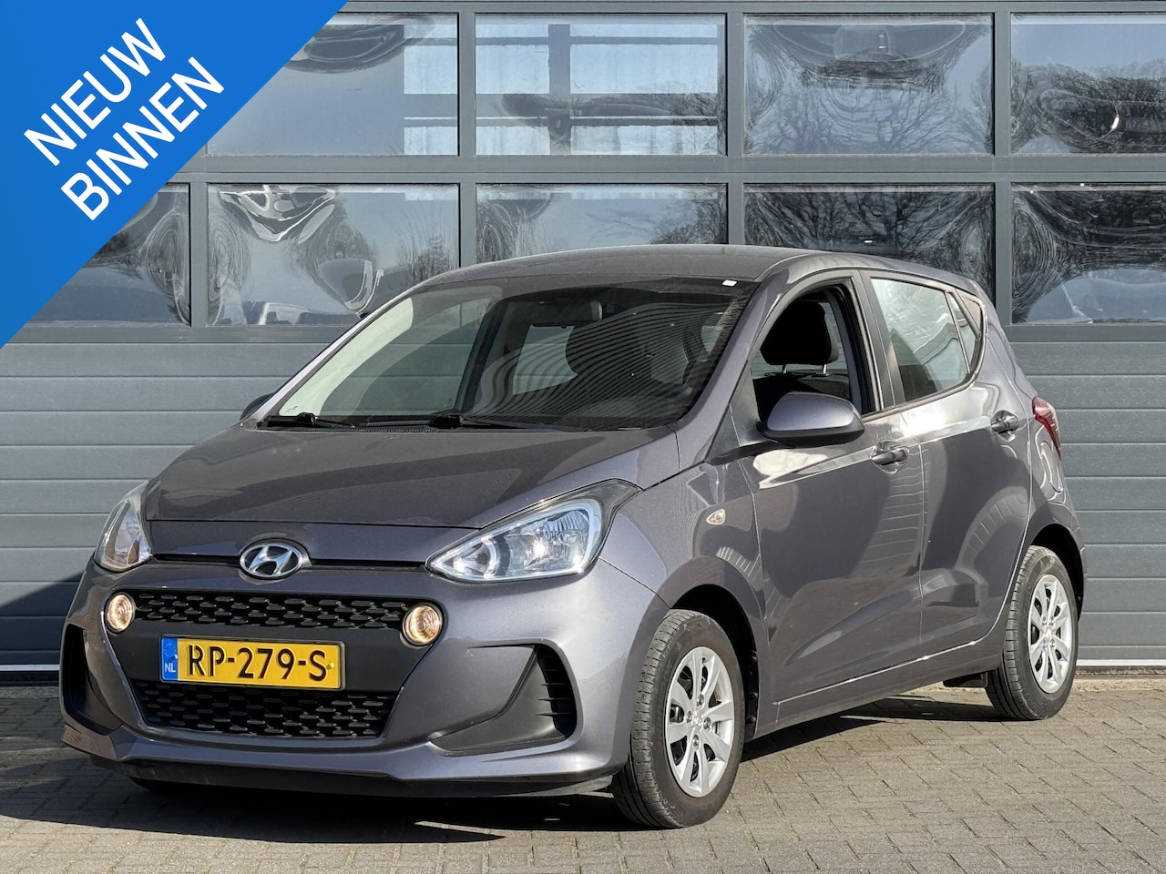 Hyundai i10 - 1.0I COMFORT I APPLE CARPLAY I CRUISE CONTROL I AIRCONDITIONING I CRUISE CONTROL - AutoWereld.nl