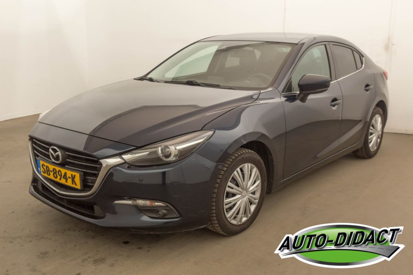 Mazda 3 - 2.0 SkyActiv-G 120 SkyLease GT 2.0 SkyActiv-G 120 Skylease GT - AutoWereld.nl