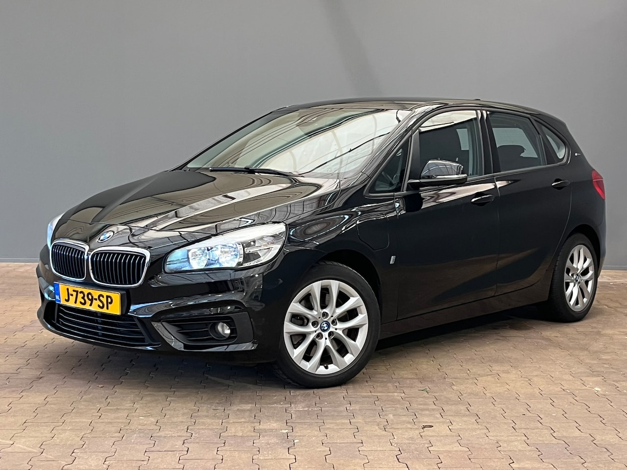 BMW 2-serie Active Tourer - 225xe iPerformance | Bluetooth telefoonvoorbereiding | LED dagrijverlichting | airco (auto - AutoWereld.nl