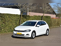 Volkswagen Polo - 1.0 TSI 96 PK Carplay stoelverw. Mf.stuur Garantie Comfortline bluemotion